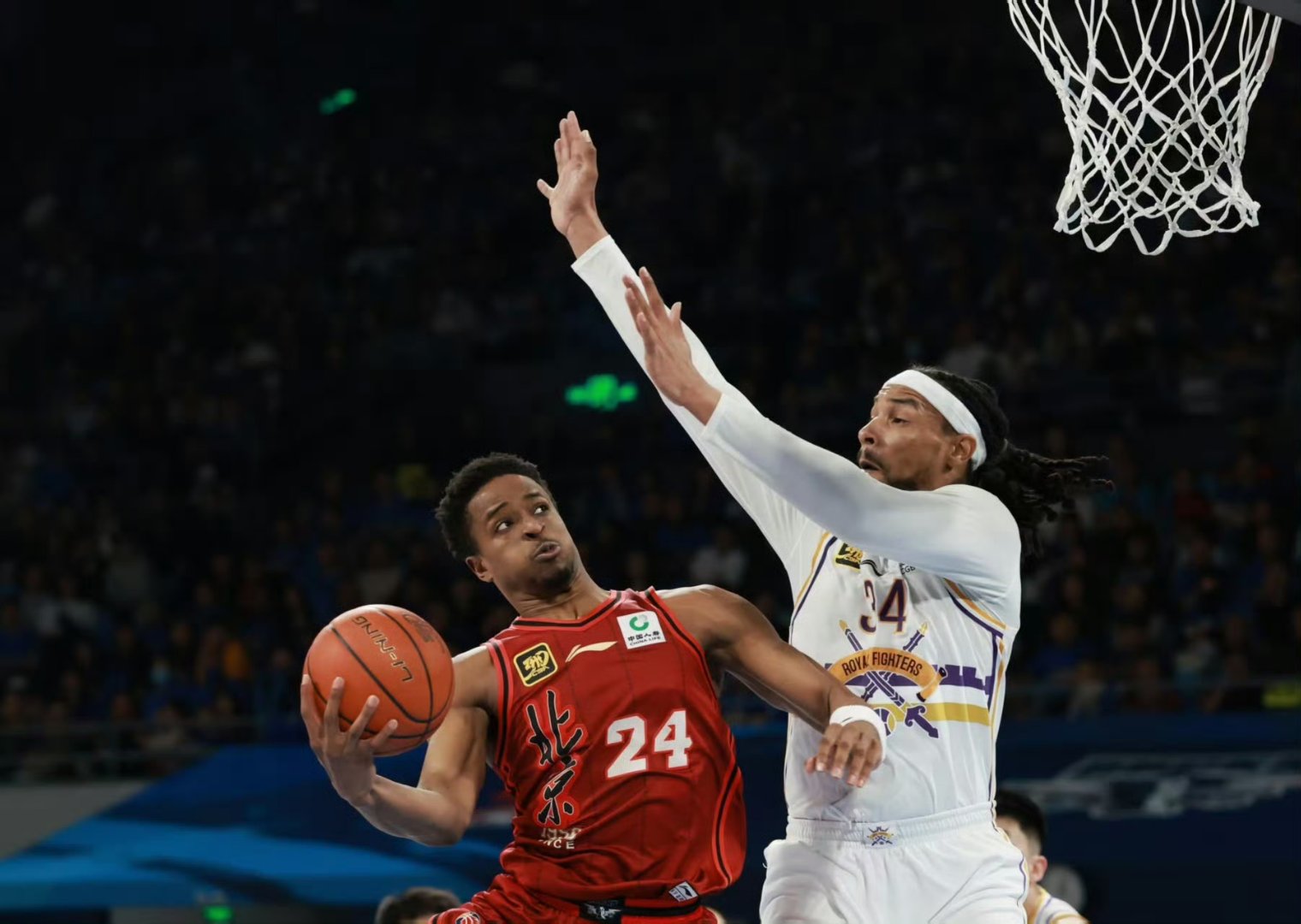 开云平台-关于加时末段法兰克福备战CBA季后赛，篮板制胜细节曝光，底气十足，控场能力受关注的信息