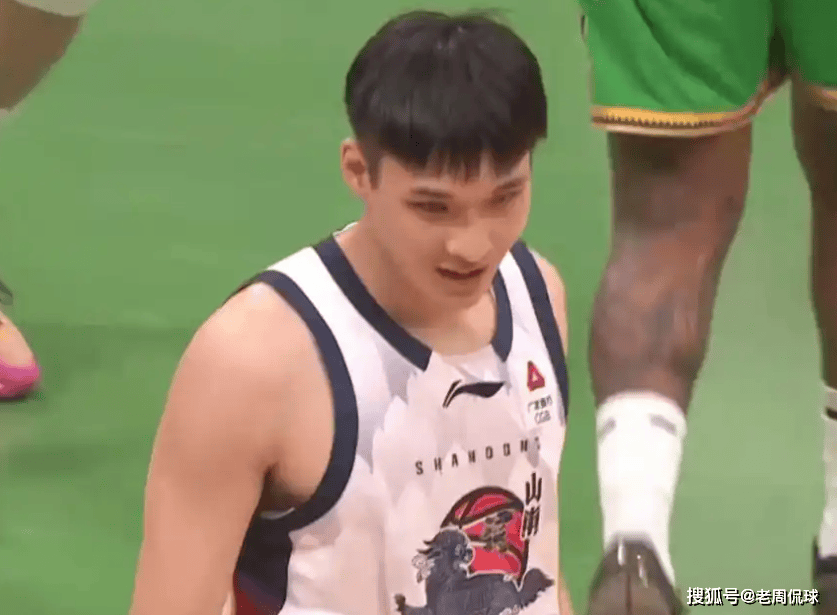 包含加时末段体能课后，孟菲斯灰熊官宣签约备战法国杯，信心回归，赛程密集仍需轮换的词条